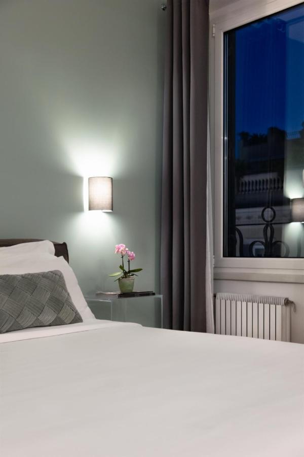 Fellini Design Suites With View Roma Eksteriør bilde